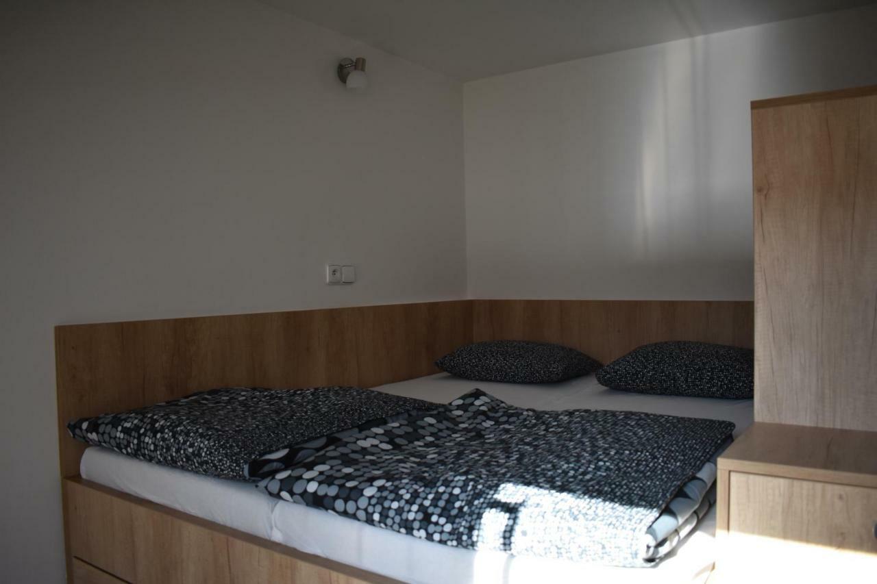 Apartma Fara Loučná nad Desnou Exteriör bild